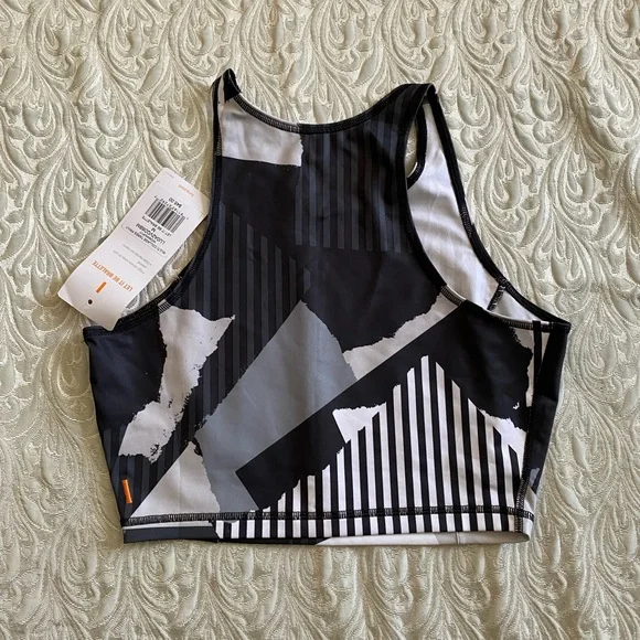 NWT Lucy Crop Top - Picture 2 of 2